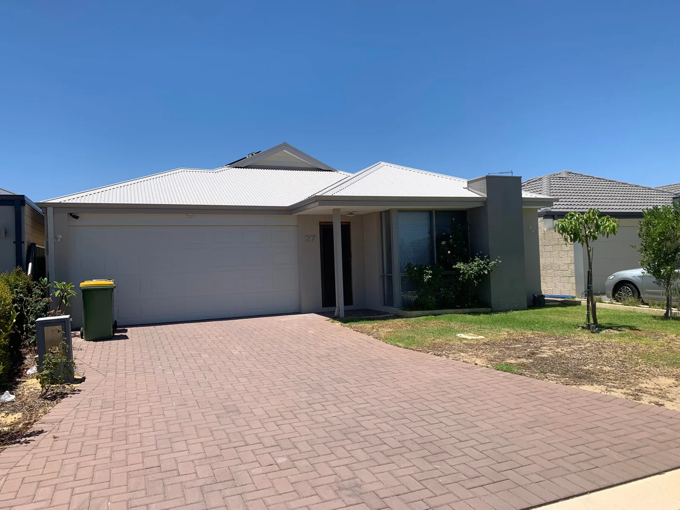 27 Lucknow Street, PIARA WATERS — photo 1